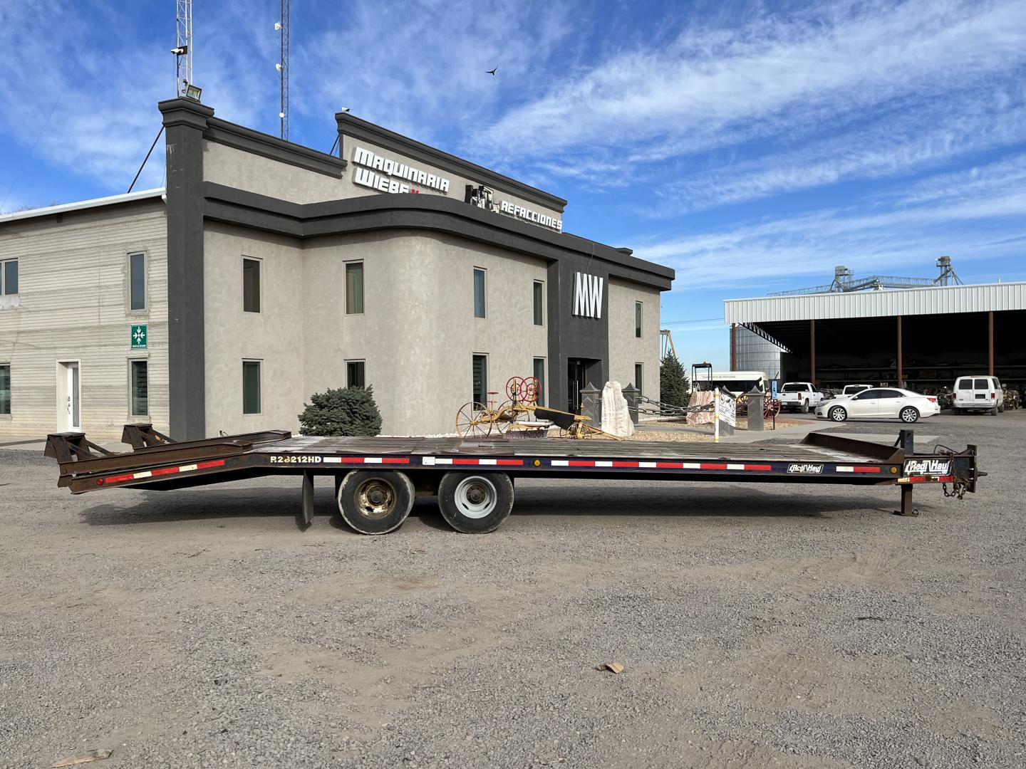 ./imagenes/INVOICE/2019/17215/REMOLQUE REDI HAUL R28212HD (2).JPG